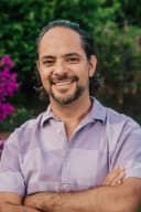 Dr. Juan Moller